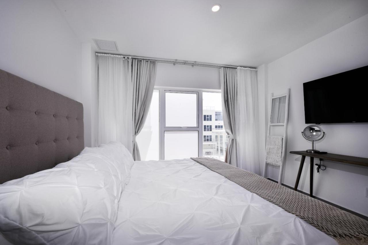 Stylish Luxury Condo, Central Location, Ocean View, Pool, Gym Ораньестад Экстерьер фото